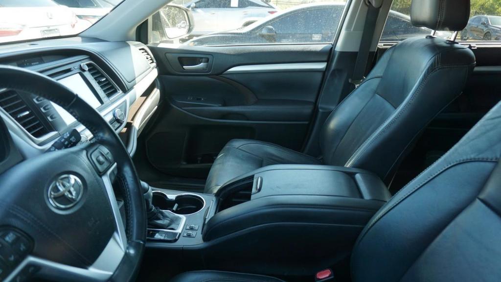 used 2017 Toyota Highlander car, priced at $21,933