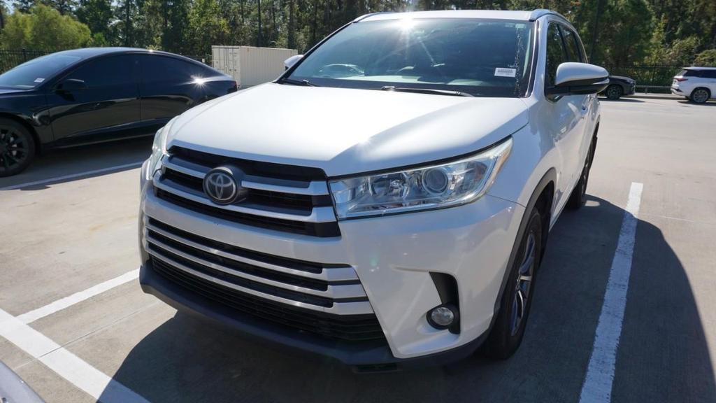 used 2017 Toyota Highlander car, priced at $21,933