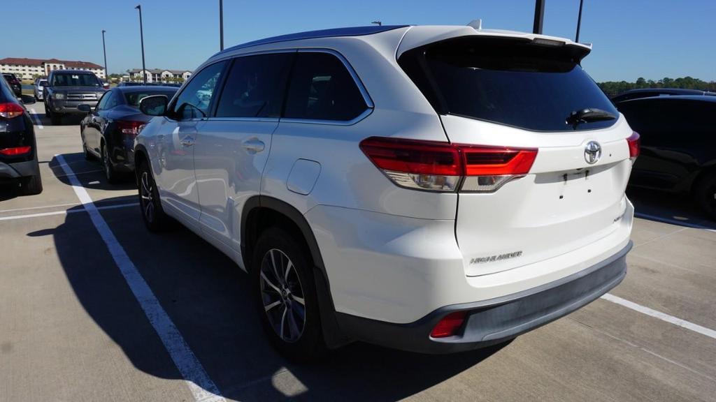 used 2017 Toyota Highlander car, priced at $21,933