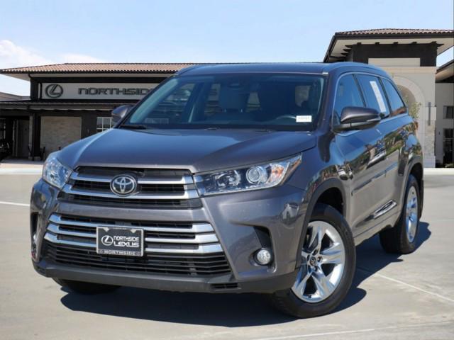 used 2017 Toyota Highlander car, priced at $15,499