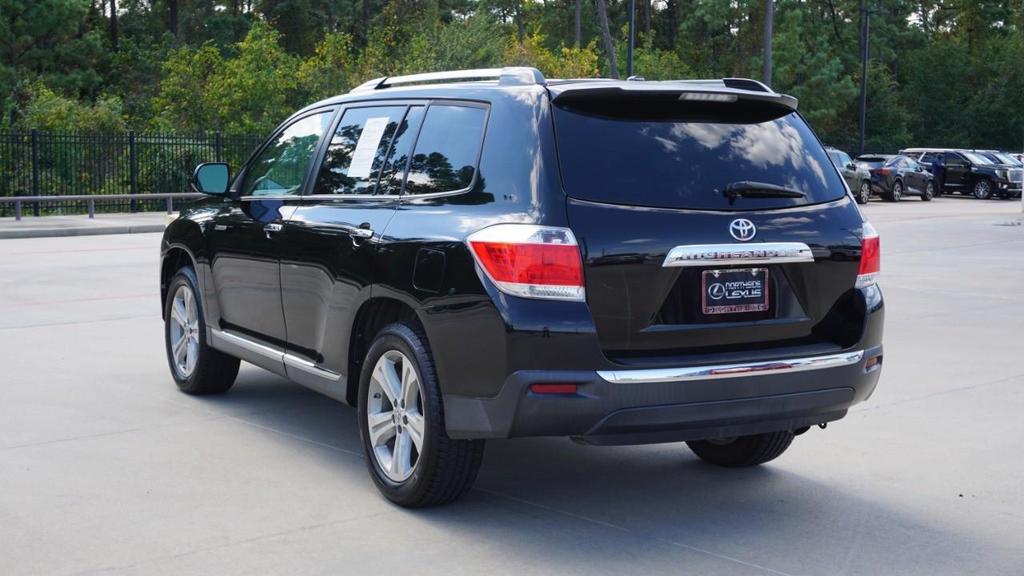 used 2013 Toyota Highlander car, priced at $12,710