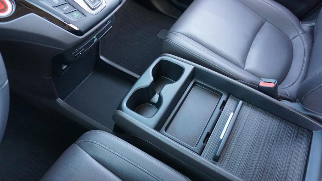 used 2022 Honda Odyssey car, priced at $34,564