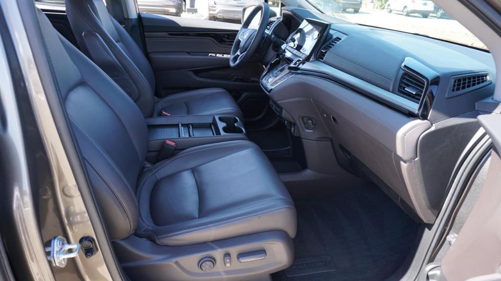 used 2022 Honda Odyssey car, priced at $34,564