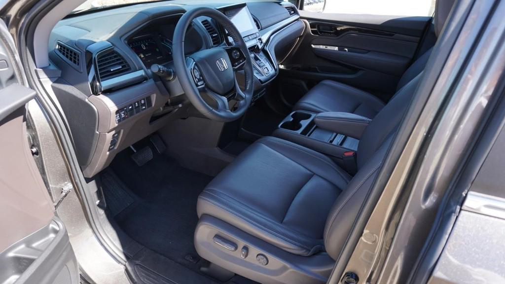 used 2022 Honda Odyssey car, priced at $34,564