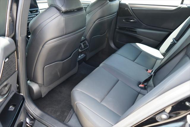 used 2022 Lexus ES 350 car, priced at $37,792