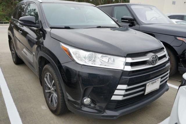 used 2018 Toyota Highlander car, priced at $23,676