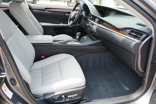 used 2017 Lexus ES 350 car, priced at $21,403