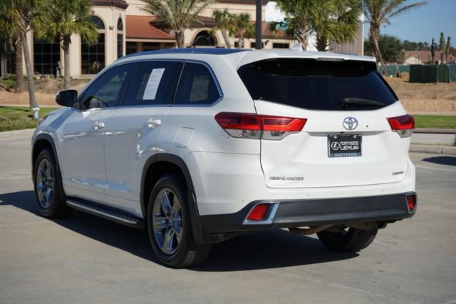 used 2019 Toyota Highlander car, priced at $26,200