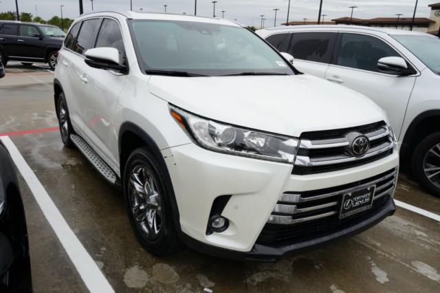 used 2019 Toyota Highlander car, priced at $26,200