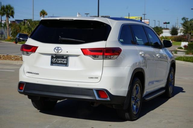 used 2019 Toyota Highlander car, priced at $26,200