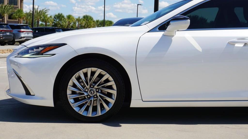 used 2023 Lexus ES 350 car, priced at $44,155