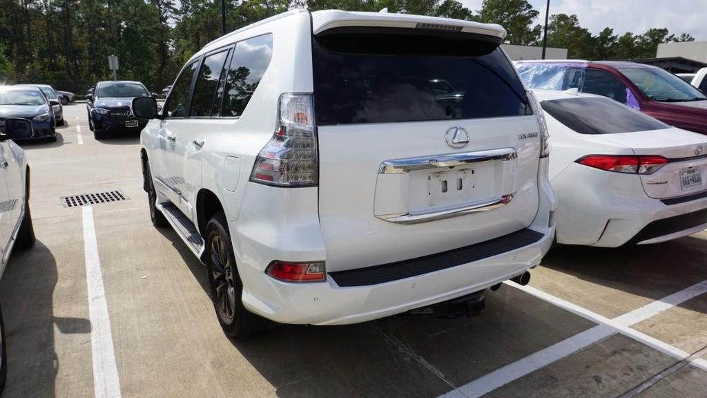 used 2019 Lexus GX 460 car, priced at $33,900