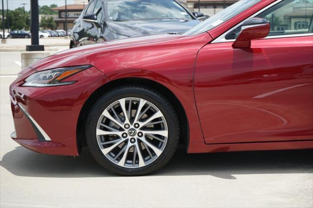 used 2019 Lexus ES 350 car, priced at $25,201