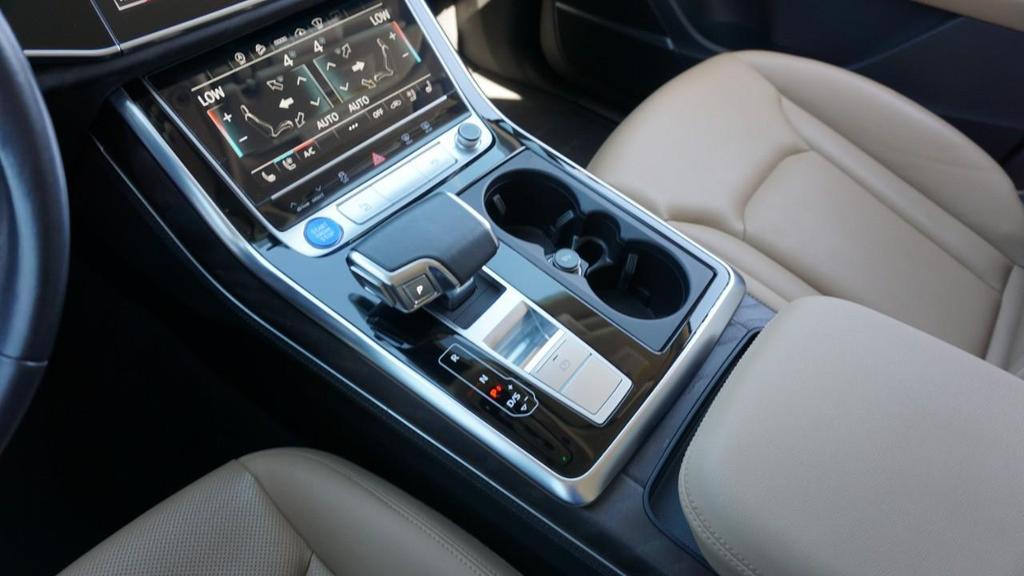 used 2022 Audi Q7 car, priced at $38,810