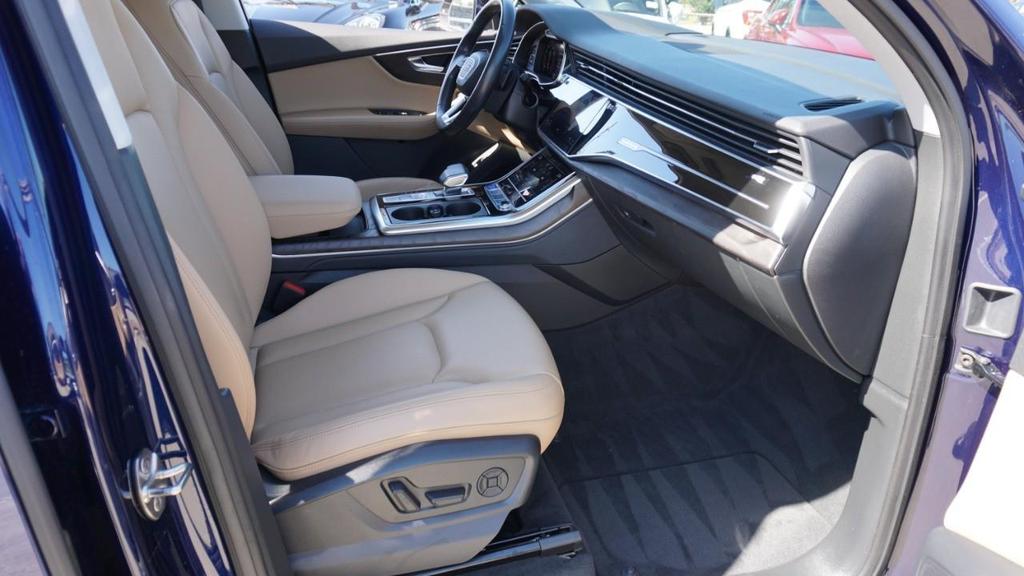 used 2022 Audi Q7 car, priced at $38,810