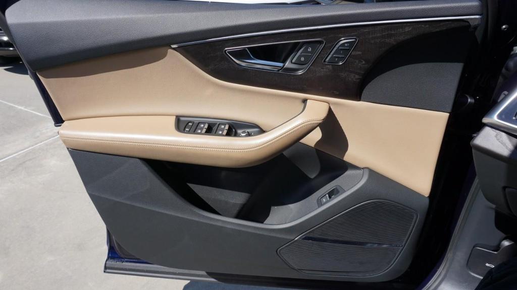 used 2022 Audi Q7 car, priced at $38,810