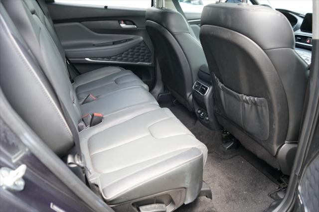 used 2022 Hyundai Santa Fe car, priced at $27,834