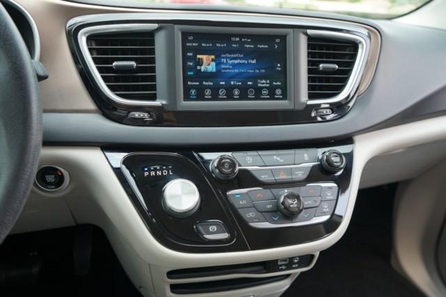 used 2019 Chrysler Pacifica car, priced at $13,593