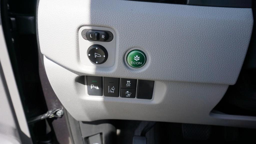 used 2017 Honda Pilot car, priced at $16,900