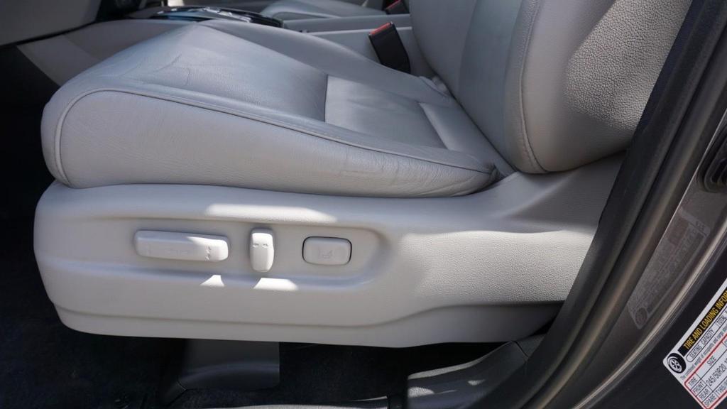 used 2017 Honda Pilot car, priced at $16,900