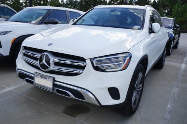 used 2020 Mercedes-Benz GLC 300 car, priced at $25,900