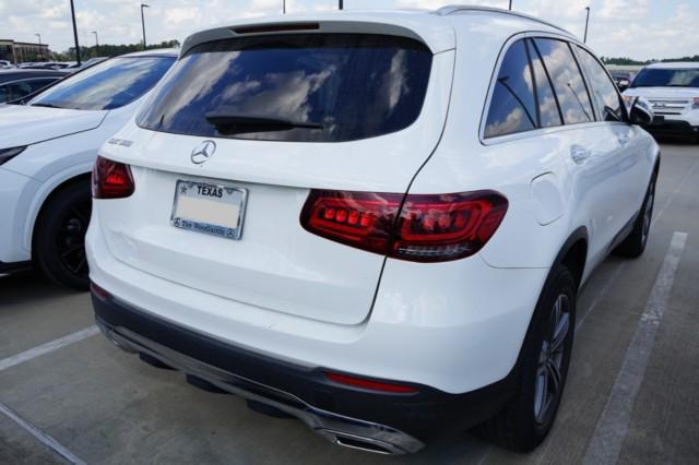 used 2020 Mercedes-Benz GLC 300 car, priced at $25,900