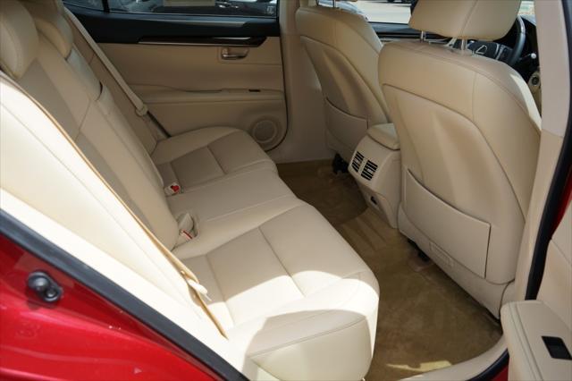 used 2014 Lexus ES 350 car, priced at $17,300