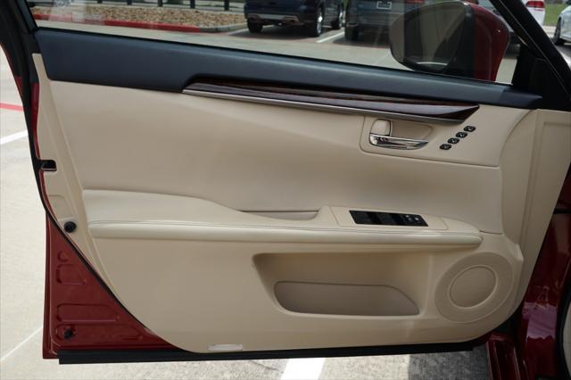 used 2014 Lexus ES 350 car, priced at $17,300