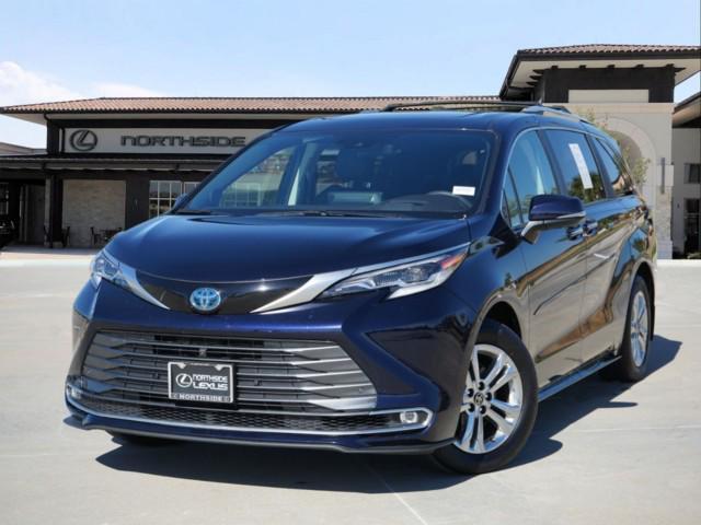 used 2022 Toyota Sienna car, priced at $49,499