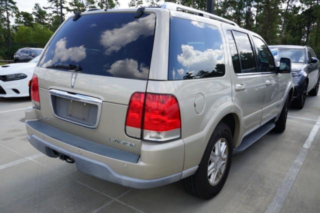 used 2004 Lincoln Aviator car, priced at $6,900