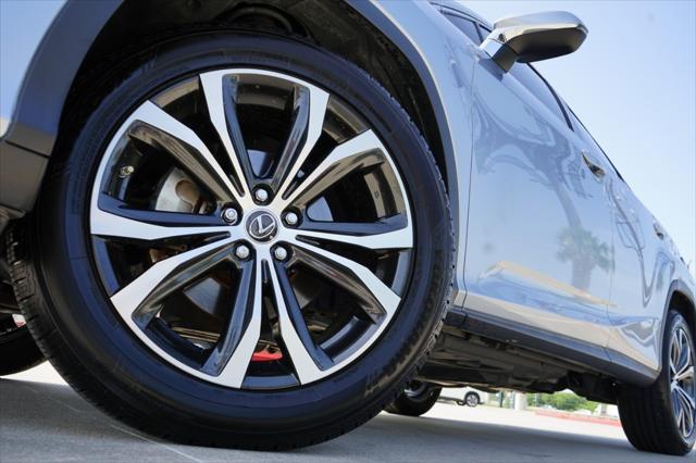 used 2022 Lexus RX 350L car, priced at $43,723