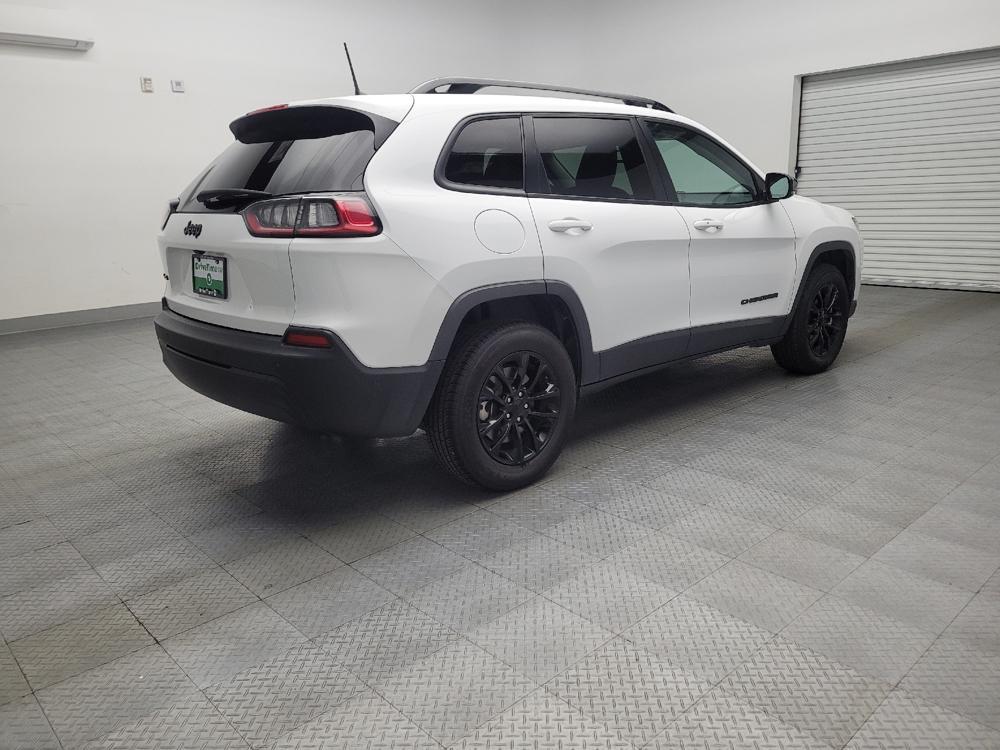 used 2023 Jeep Cherokee car, priced at $28,695