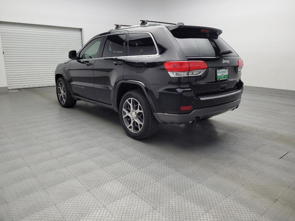 used 2018 Jeep Grand Cherokee car, priced at $19,195