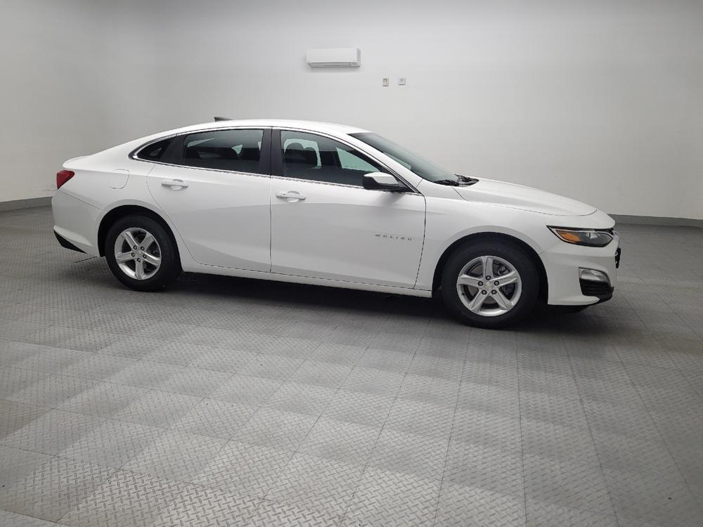 used 2020 Chevrolet Malibu car, priced at $22,095