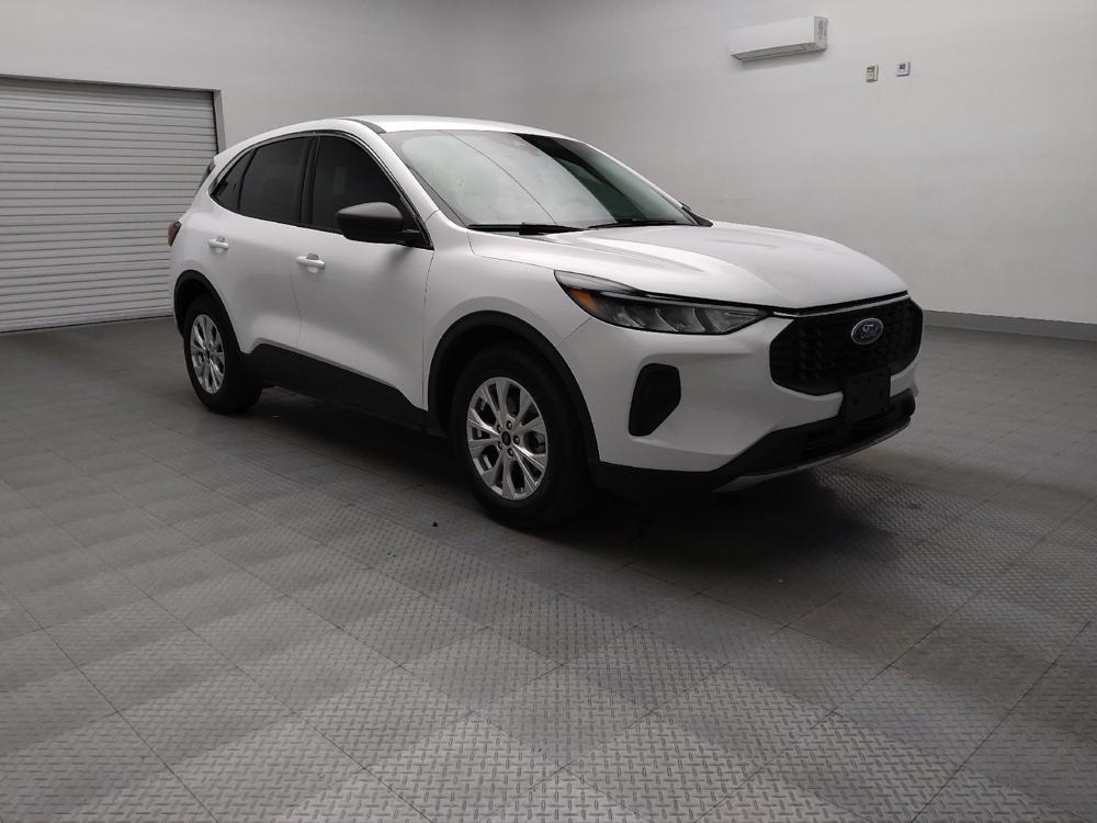 used 2024 Ford Escape car, priced at $25,995