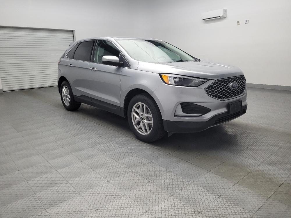 used 2024 Ford Edge car, priced at $29,195