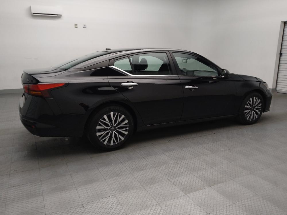 used 2024 Nissan Altima car, priced at $25,995