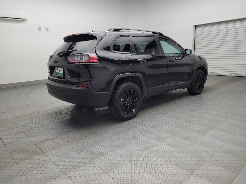 used 2023 Jeep Cherokee car, priced at $27,395
