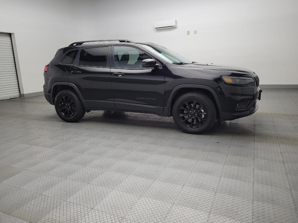 used 2023 Jeep Cherokee car, priced at $27,395