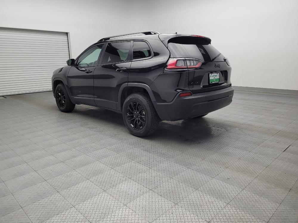 used 2023 Jeep Cherokee car, priced at $27,395