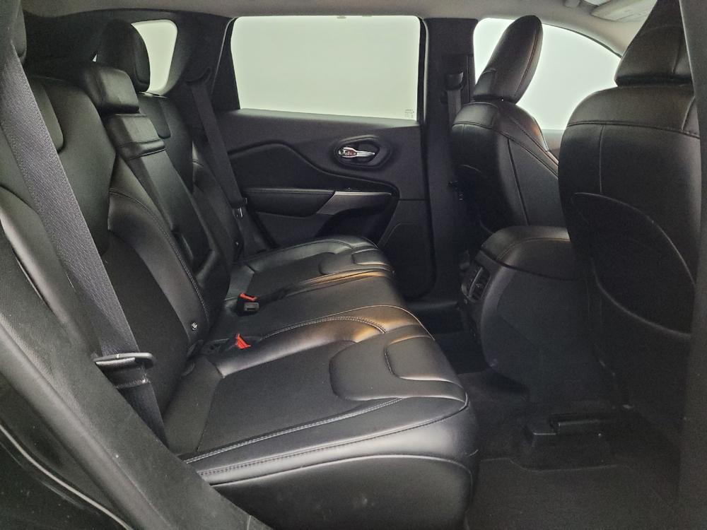 used 2019 Jeep Cherokee car, priced at $15,395