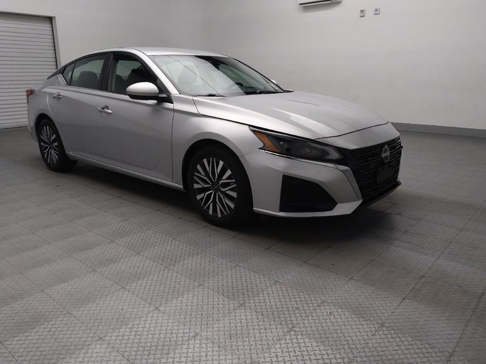 used 2023 Nissan Altima car, priced at $24,995