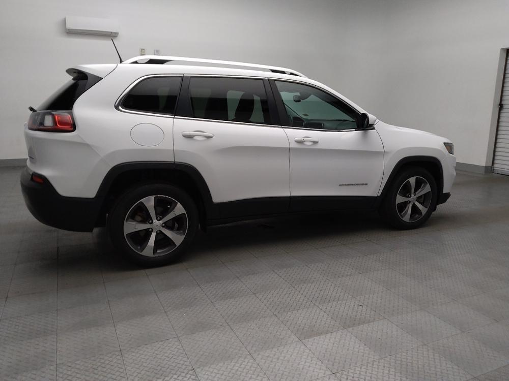 used 2019 Jeep Cherokee car, priced at $18,795
