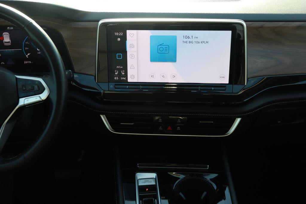 used 2025 Volkswagen Atlas car, priced at $37,000