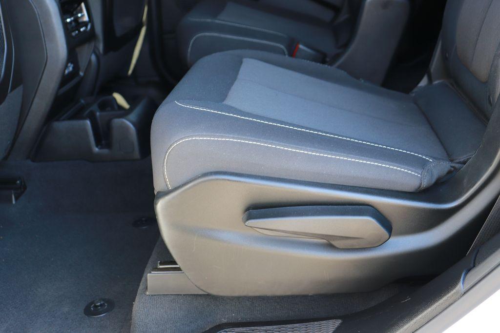 used 2023 Jeep Grand Cherokee L car, priced at $27,400