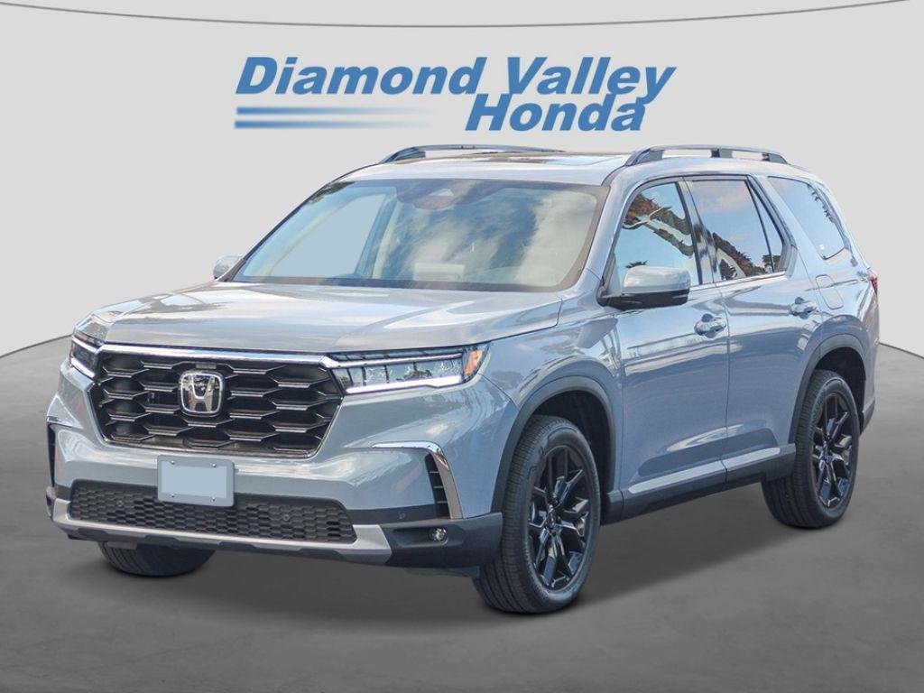 new 2025 Honda Pilot car, priced at $47,671