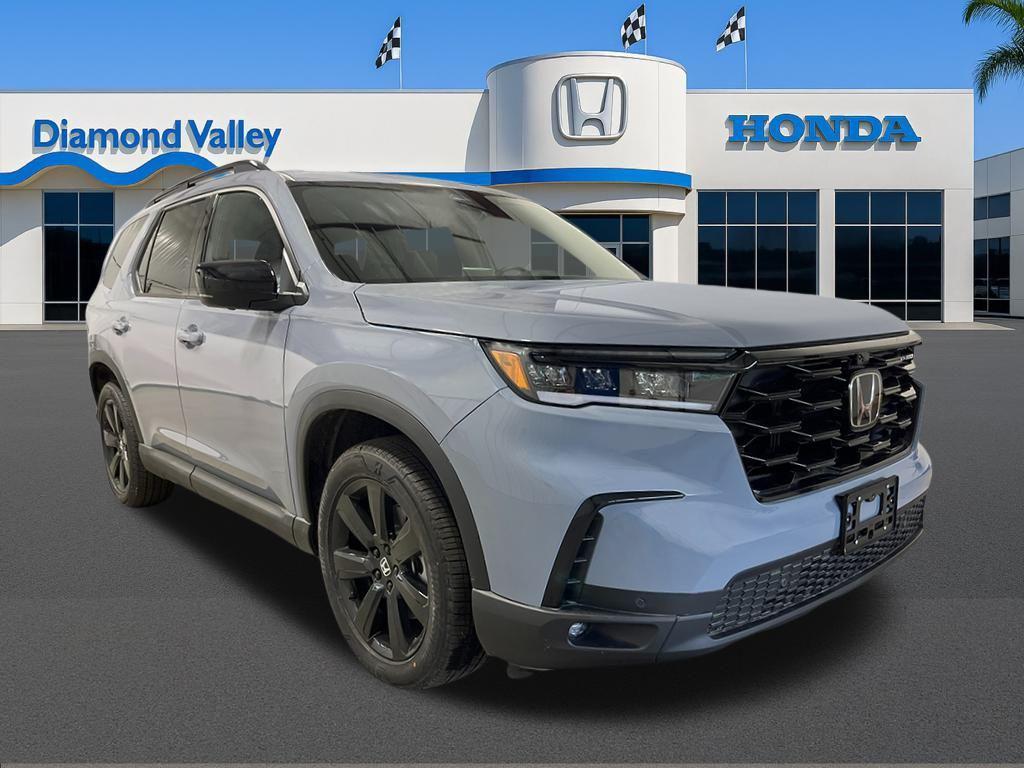 new 2025 Honda Pilot car, priced at $52,532