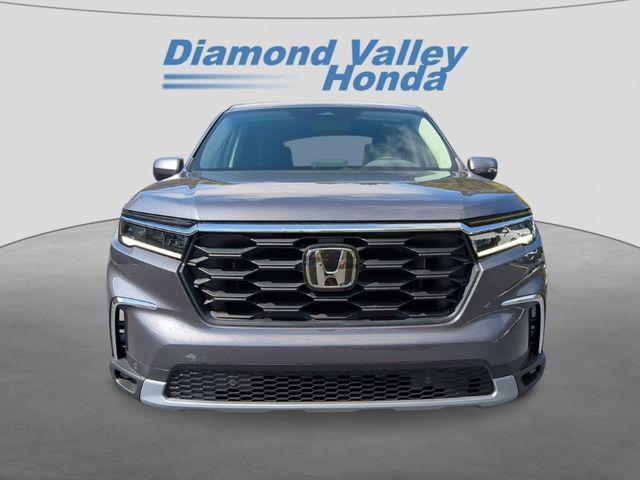 new 2025 Honda Pilot car, priced at $43,338