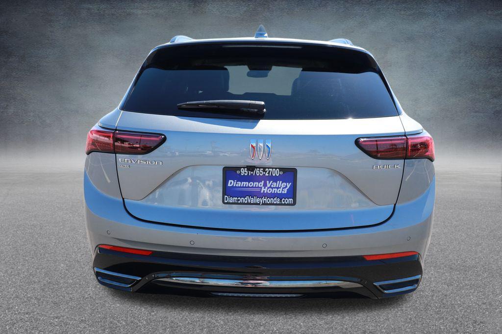 used 2024 Buick Envision car, priced at $27,000