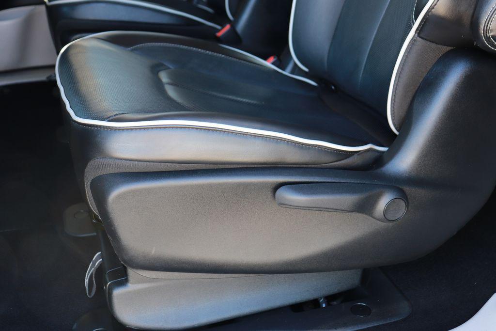 used 2023 Chrysler Pacifica Hybrid car, priced at $26,000